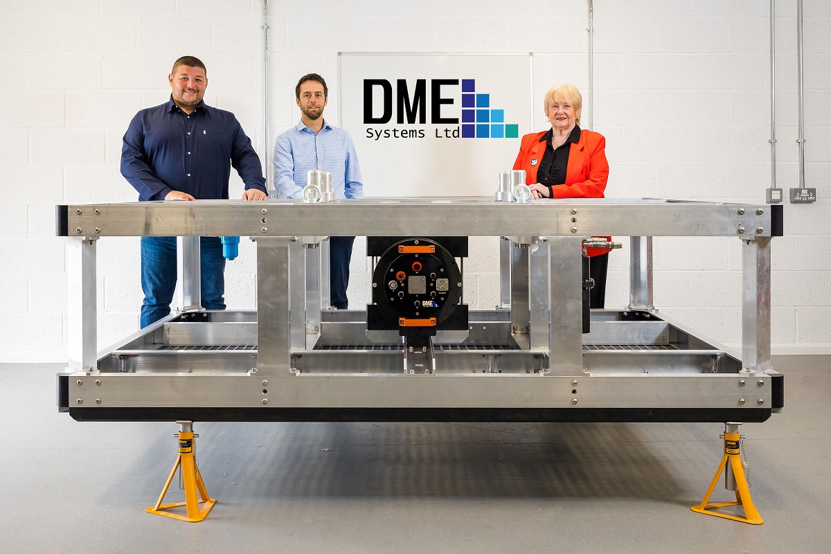 From left: Co-founders of DME Systems Ltd Darren Coombe and Michael van Zwanenberg with Councillor Margaret Meling
