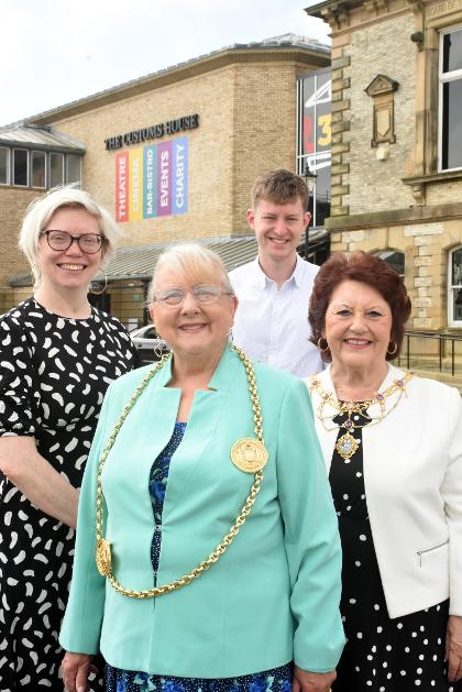 Caption: (Front) The Mayor and Mayoress, Councillor Fay Cunningham and Stella Matthewson, are pictured with Equinor’s Community Investment Manager Kay Doragh and Communications Officer Harry Chadwick.